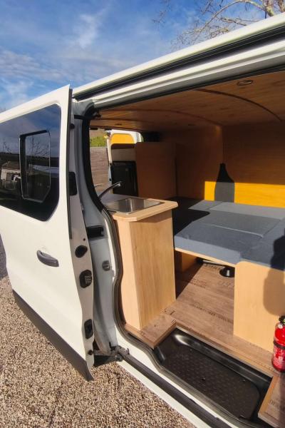 10 2025 03 1 time to van